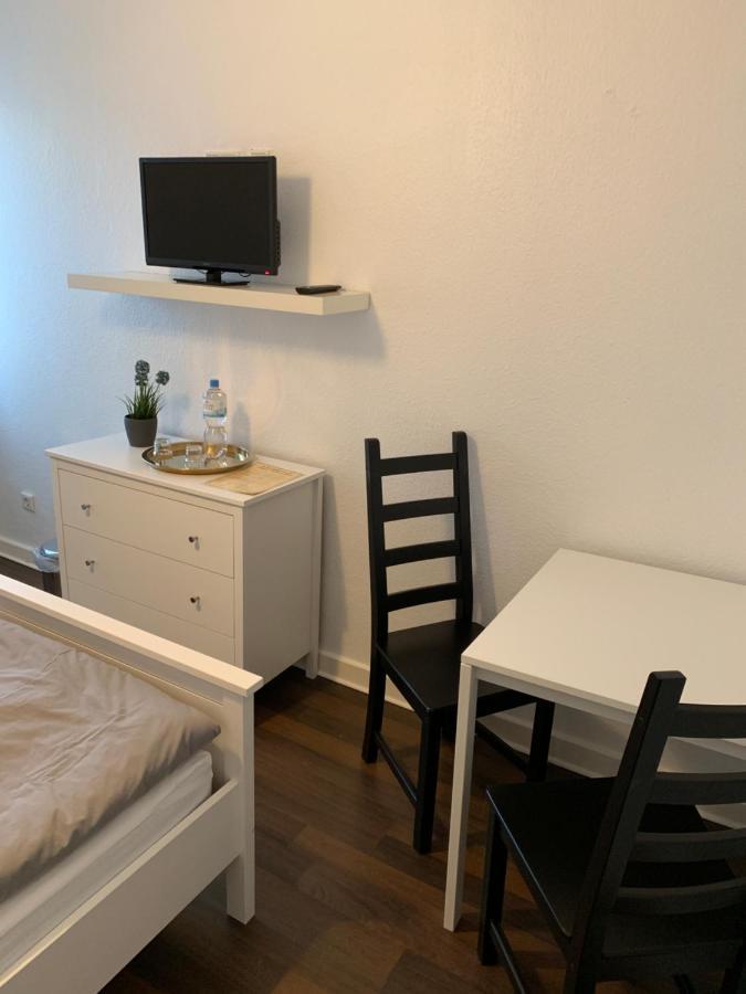 Zum Armen Mann Bed and Breakfast Ντίσελντορφ Εξωτερικό φωτογραφία